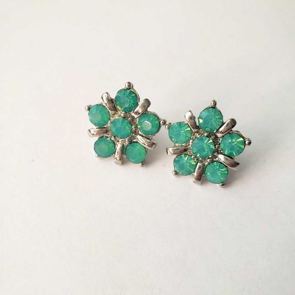 Unique VTG Flower Shaped Green Crystal Earrings